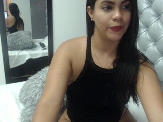 Live sex webcam photo for lindacollins #167954204