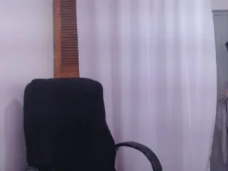 Live sex webcam photo for lindayec #213168109