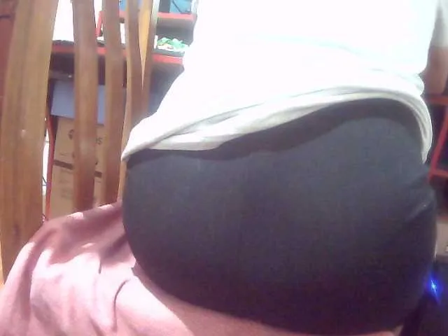 Live sex webcam photo for lindote903 #276500175
