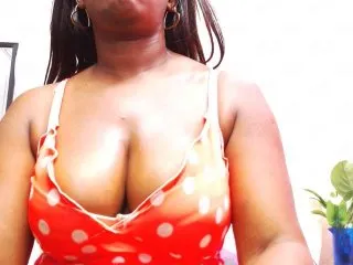 Live sex webcam photo for lindsayebony #126225451