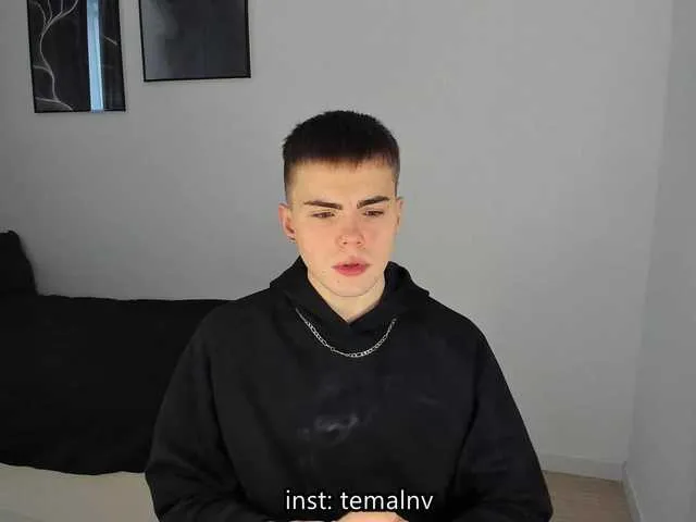 Live sex webcam photo for linkinsweeet #276899404