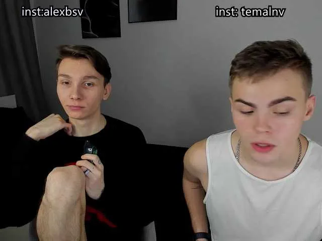 Live sex webcam photo for linkinsweeet #276923765