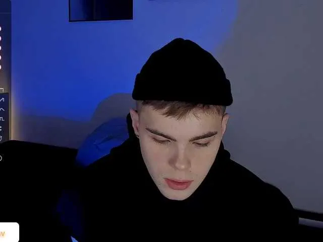 Live sex webcam photo for linkinsweeet #277212242