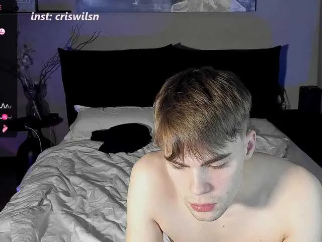 Live sex webcam photo for linkinsweeet #290589234