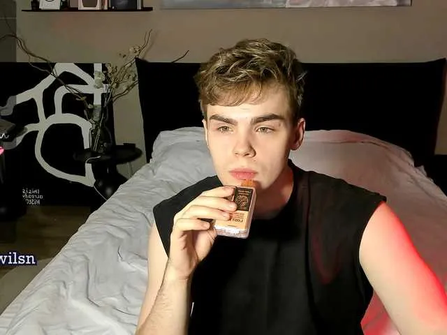 Live sex webcam photo for linkinsweeet #291034590