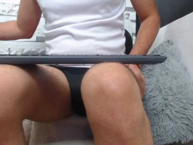 Live sex webcam photo for lionhotdick #278097258