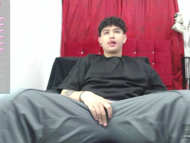 Live sex webcam photo for lionzaynt #290635432