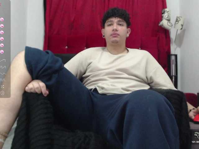 Live sex webcam photo for lionzaynt #290683528