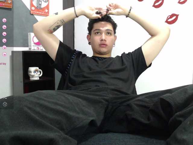 Live sex webcam photo for lionzaynt #290716625