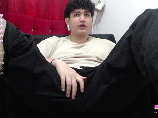 Live sex webcam photo for lionzaynt #290902346