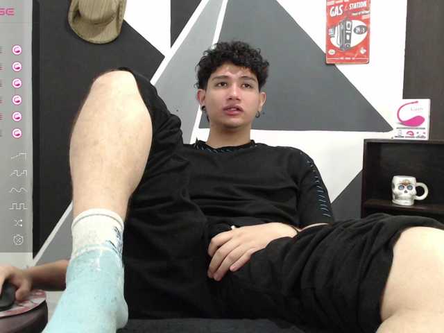 Live sex webcam photo for lionzaynt #290977570