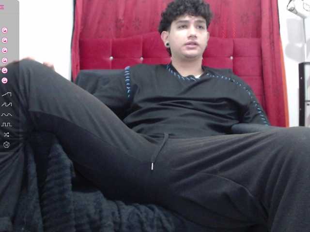 Live sex webcam photo for lionzaynt #290990964