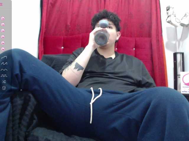 Live sex webcam photo for lionzaynt #291002694