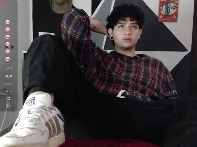 Live sex webcam photo for lionzaynt #291137722