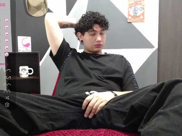 Live sex webcam photo for lionzaynt #291184244