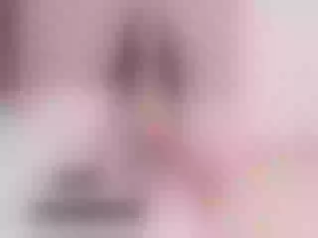 Live sex webcam photo for lisawhissper #274107159