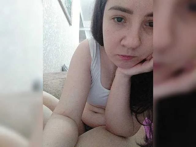 Live sex webcam photo for lisenok266 #273448431