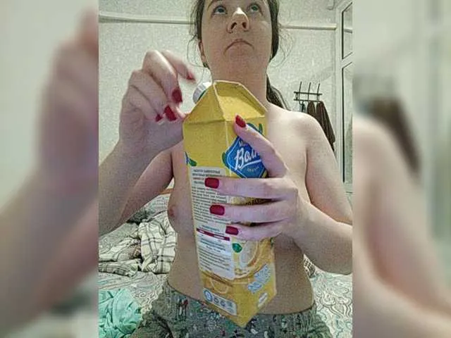 Live sex webcam photo for lisenok266 #273713528