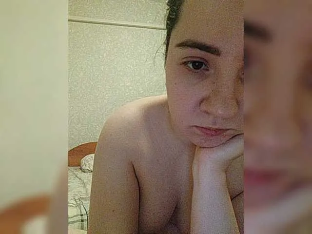 Live sex webcam photo for lisenok266 #274002492