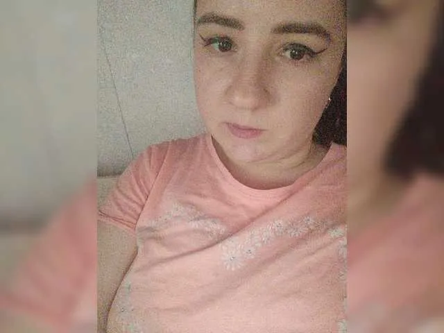 Live sex webcam photo for lisenok266 #276120884