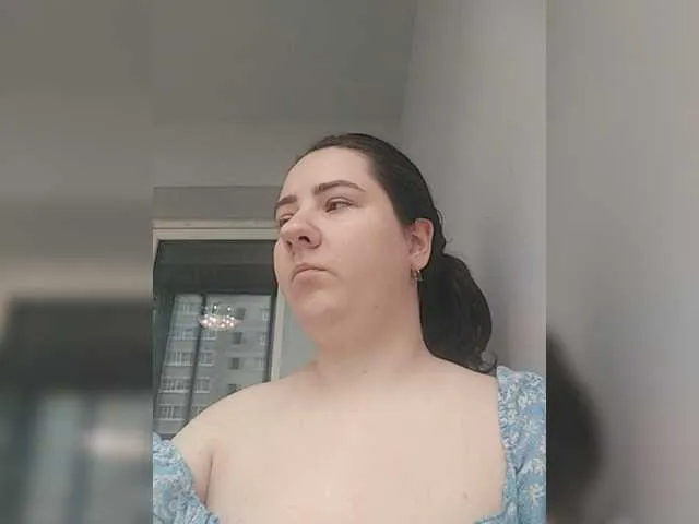 Live sex webcam photo for lisenok266 #276167887