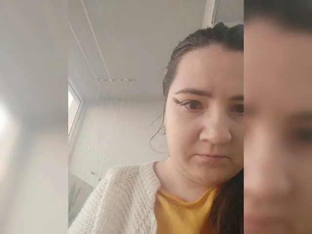 Live sex webcam photo for lisenok266 #276457919