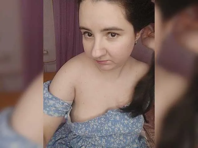 Live sex webcam photo for lisenok266 #276568391