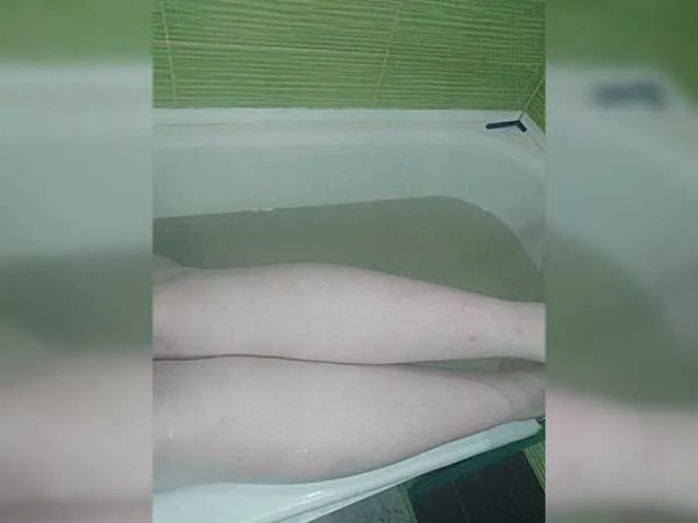 Live sex webcam photo for lisenok266 #276817327