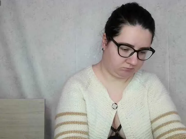 Live sex webcam photo for lisenok266 #276896180