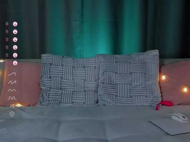 Live sex webcam photo for lisfoster #277383222