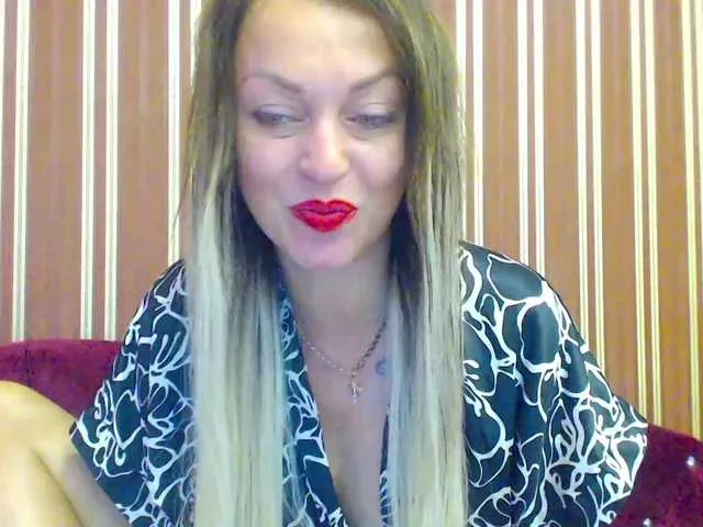 Live sex webcam photo for lisi4e4ka33 #276382093