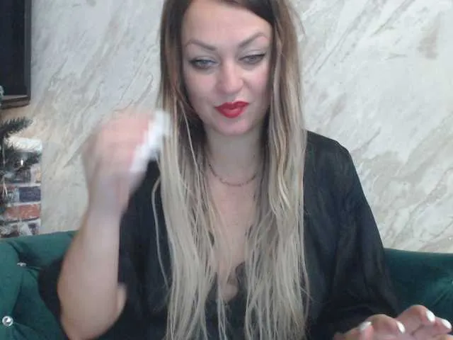 Live sex webcam photo for lisi4e4ka33 #276897819