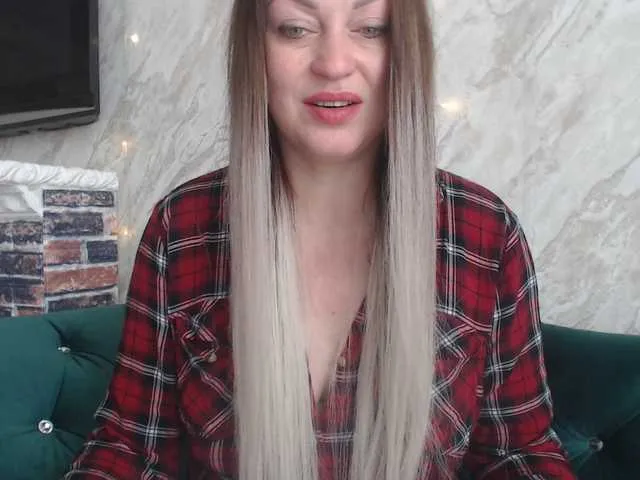 Live sex webcam photo for lisi4e4ka33 #277200840