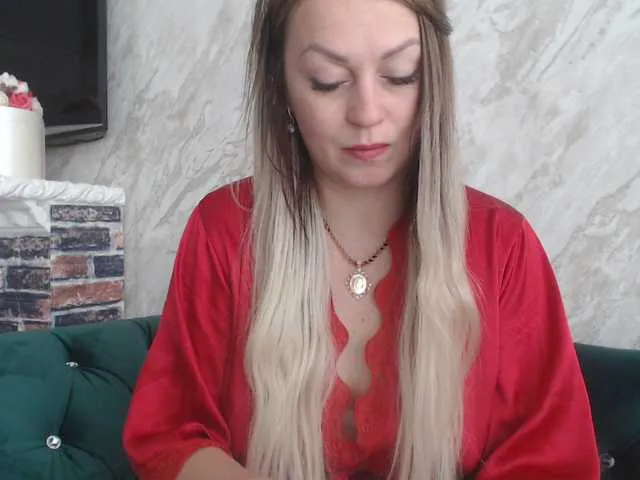 Live sex webcam photo for lisi4e4ka33 #277261030