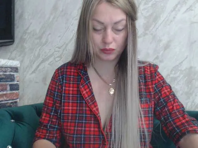 Live sex webcam photo for lisi4e4ka33 #277338426