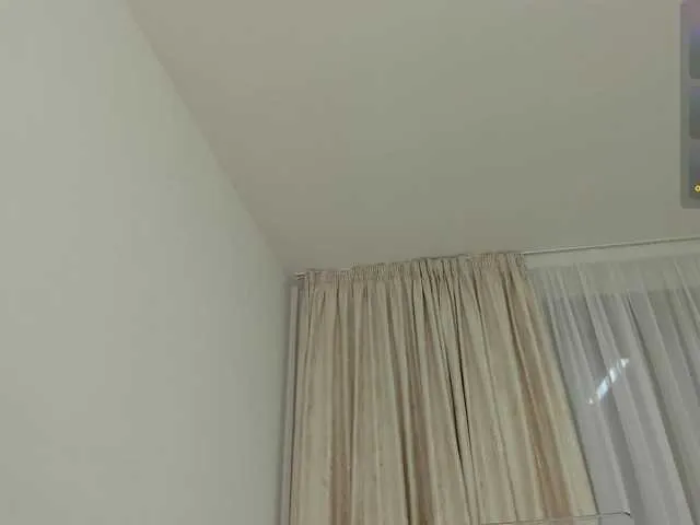 Live sex webcam photo for lissababe #290563034