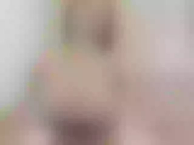 Live sex webcam photo for lissababe #290570236