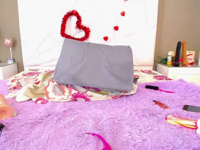 Live sex webcam photo for lissetlong69 #274409649