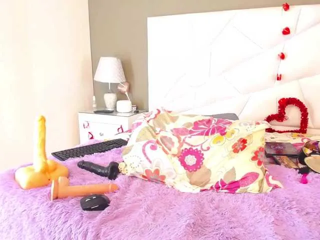 Live sex webcam photo for lissetlong69 #274519855