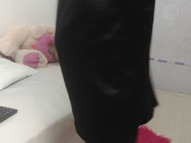 Live sex webcam photo for lisswoo #271780904