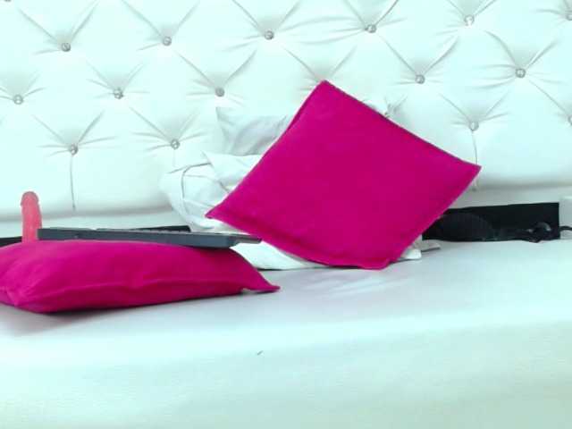 Live sex webcam photo for lisswoo #272520533