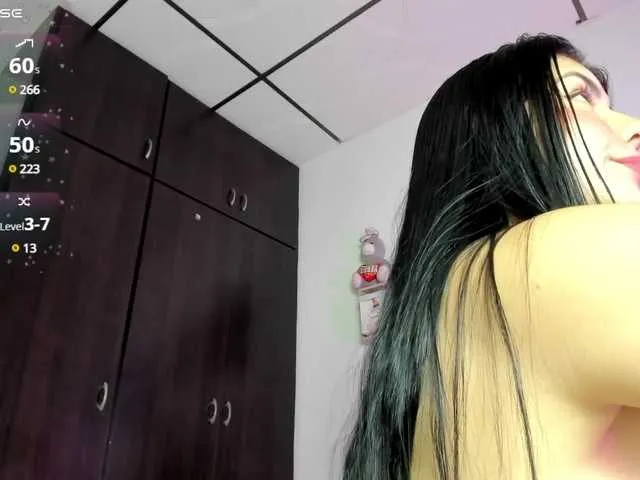 Live sex webcam photo for lisvandre #291617465