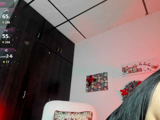 Live sex webcam photo for lisvandre #292385630