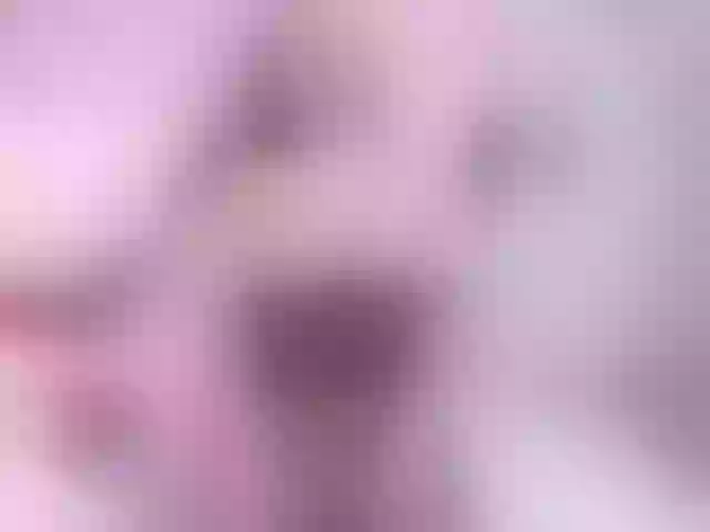 Live sex webcam photo for little-brianna #277019717