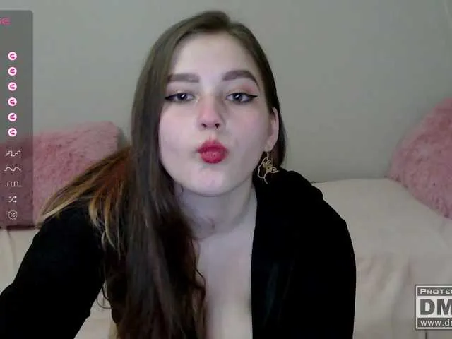 Live sex webcam photo for little-devil #277520140