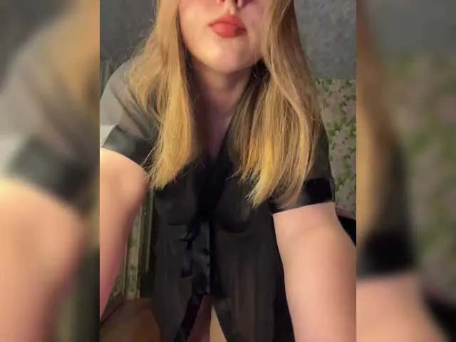 Live sex webcam photo for little-devil #291180874