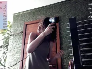 Live sex webcam photo for Little-piggy #179548349