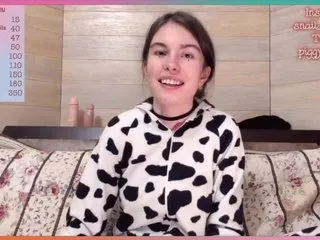 Live sex webcam photo for Little-piggy #184886176