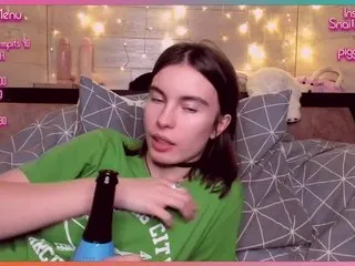 Live sex webcam photo for Little-piggy #196311452