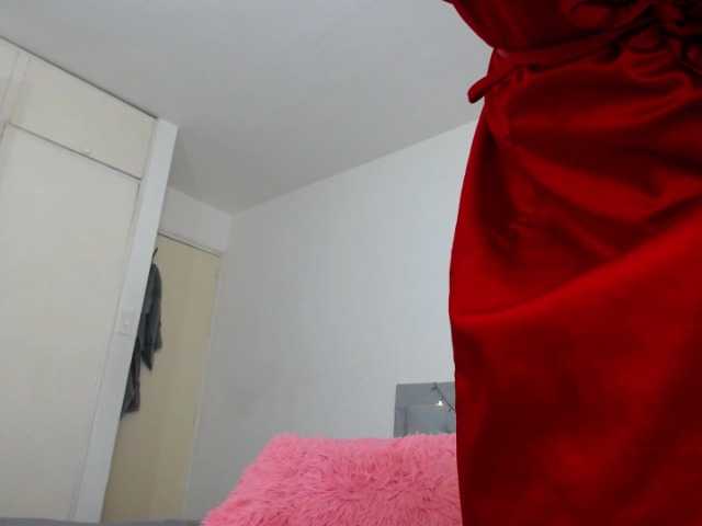 Live sex webcam photo for little-valeri #277512184